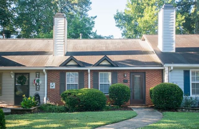 1916 Cheatham Woods Drive SW - 1916 Cheatham Woods Drive Southwest, Cobb County, GA 30008
