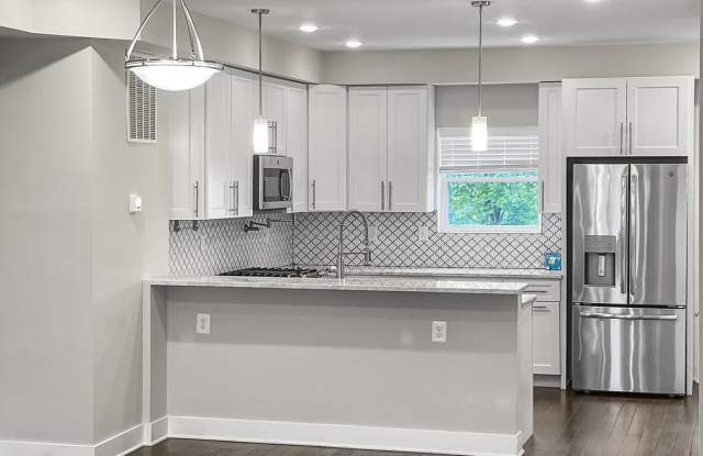 4622 8TH STREET NW Gallery 3