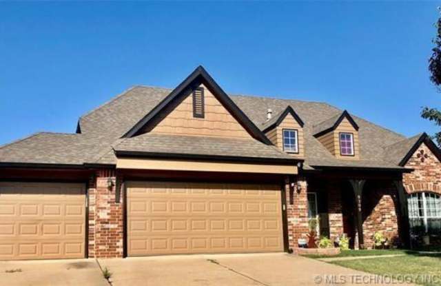 9309 North 98th East Court photos photos