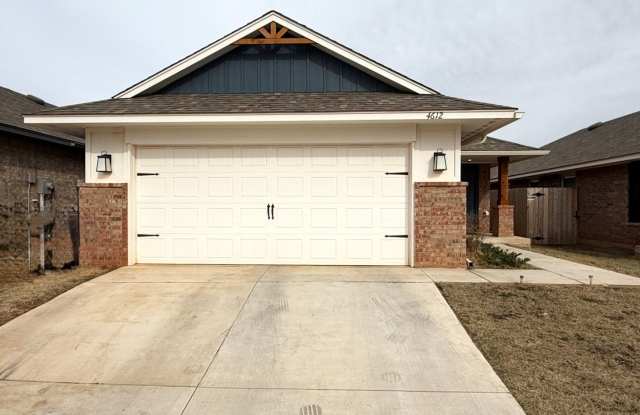 MOVE IN SPECIAL FOR MAY!! 50% OFF FIRST MONTH! Offer expires soon!! Modern Comfort Meets Timeless Style! photos photos