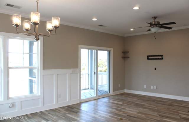 7406 Canal Court Gallery 4