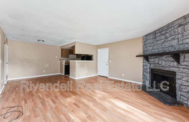 18094 E Ohio Ave Gallery 3