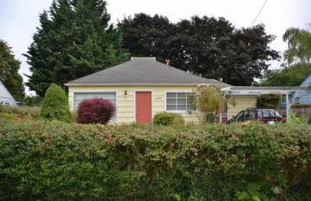 Wonderful Cottage 3 Blocks from Beaverton HS and downtown Beaverton photos photos