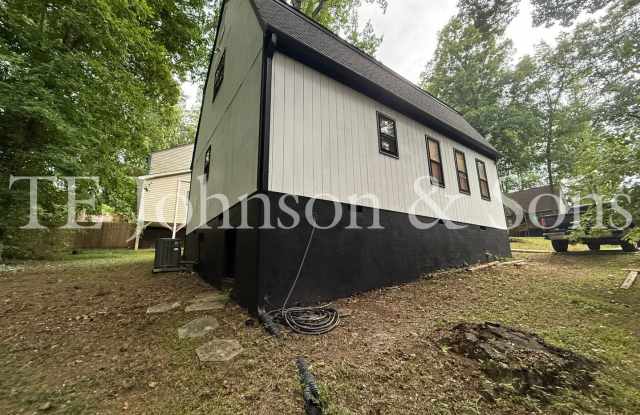 Modern 3BR Home with Main Level Primary Suite & Open Floor Plan in Winston-Salem Gallery 4