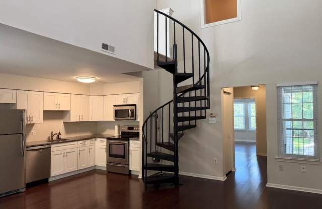 91 BRIDGEWATER DRIVE Gallery 1