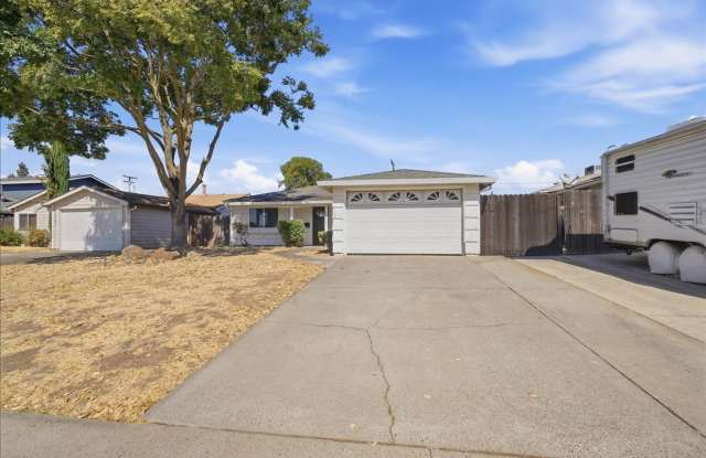 4337 Turnsworth Ct Gallery 3