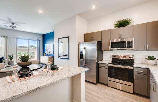 3425 West Deer Valley Drive Gallery 2