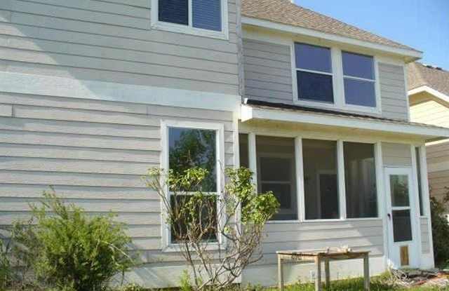 10044 Cedar Lake Drive Gallery 2