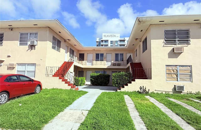 461 NE 82nd Ter photos photos