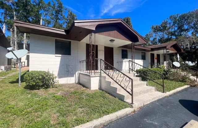 1265 - Madison Manor Apartments Gallery 1
