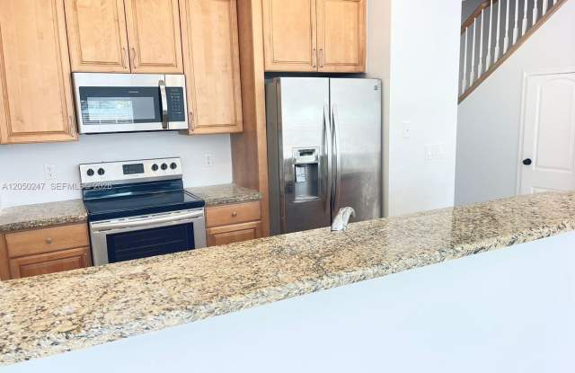 2307 Washington Street 4, Hollywood, FL 33020 - 5904 photos photos