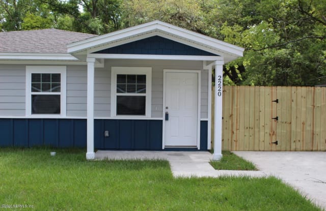 2230 THOMAS CT - 2230 Thomas Court, Jacksonville, FL 32207