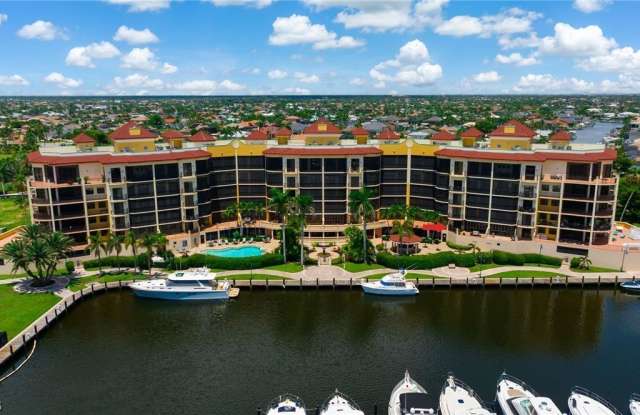 5706 Cape Harbour Drive unit: 110 photos photos