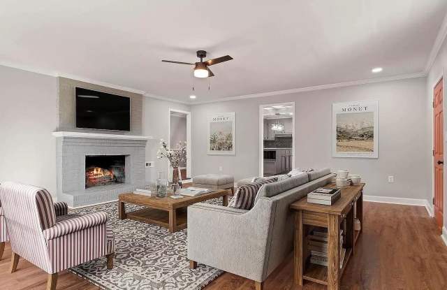 305 Hillside Drive Gallery 2