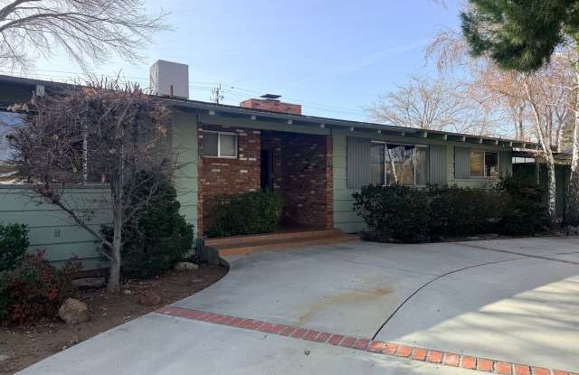 Mid-Century Brick Home in Indian Creek- Furnished | 2,366 Sq Ft photos photos Mid-Century Brick Home in Indian Creek- Furnished | 2,366 Sq Ft photos photos
