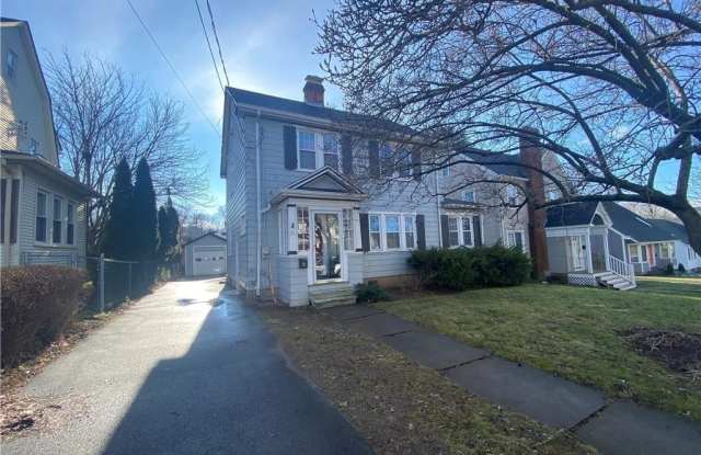 71 Fennbrook Road photos photos