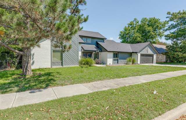 Updated  Close to Everything! - 3405 Woodsboro Drive, Norman, OK 73072