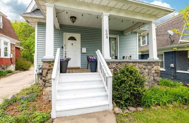 Walk to Downtown Ann Arbor - 3 bed/2 bath - 508 Miller Avenue, Ann Arbor, MI 48103