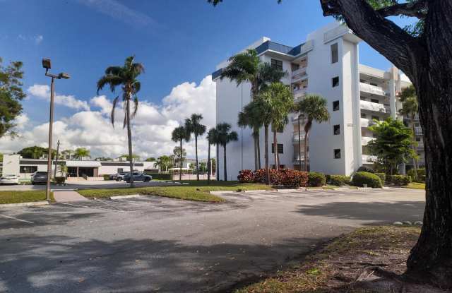 4640 Lucerne Lakes Boulevard photos photos