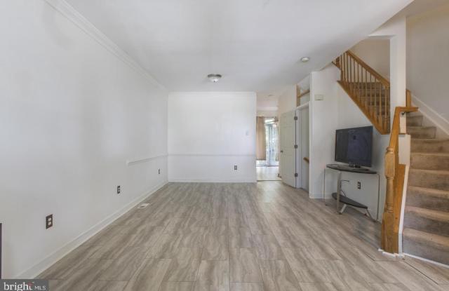 12986 TERMINAL WAY Gallery 3