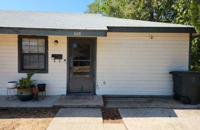 608 Carrie Avenue Gallery 2