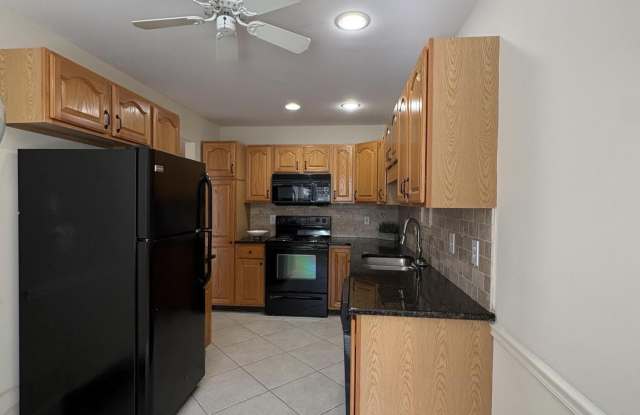 227 Knoll Road N Gallery 3