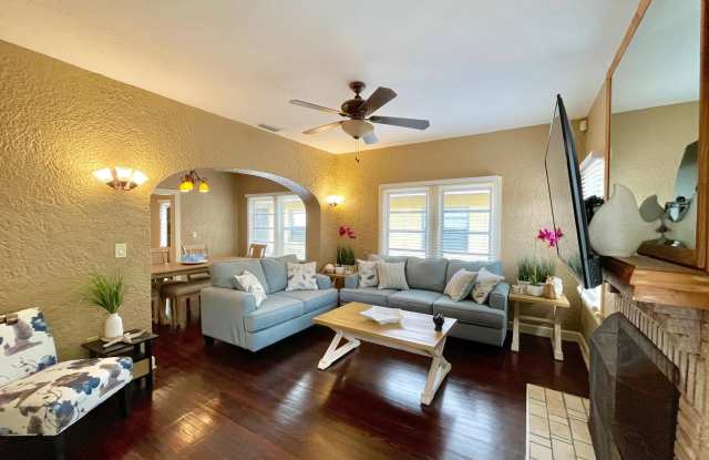 5555 Garden Avenue Gallery 2