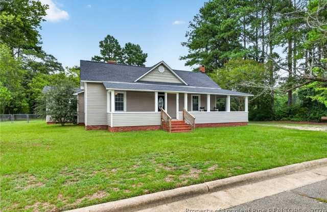423 E Edinborough Avenue Gallery 2