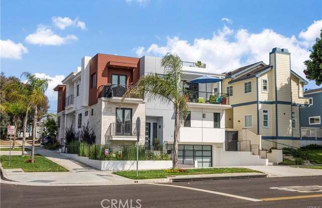 700 South Broadway photos photos