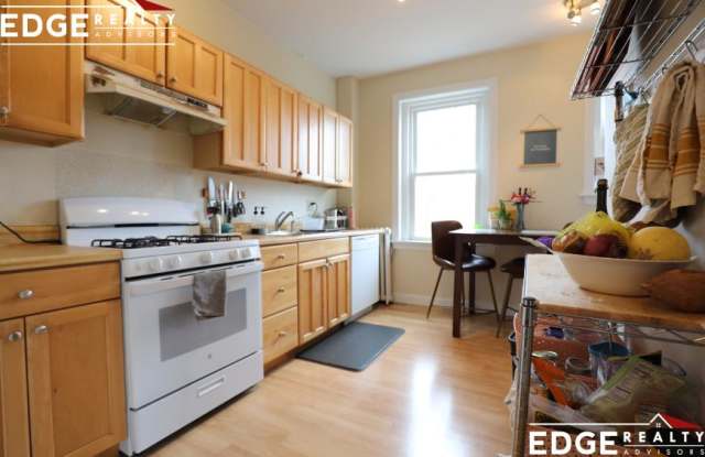 164 Strathmore Rd. photos photos