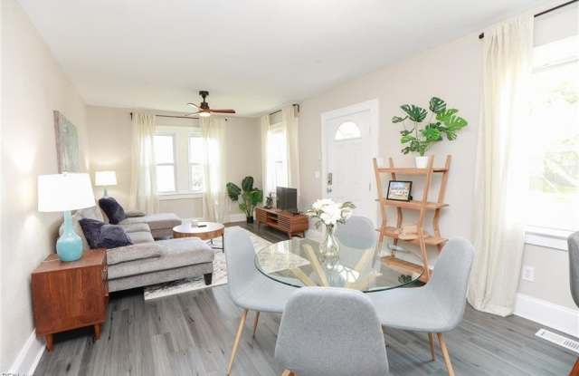 3820 Essex Circle photos photos