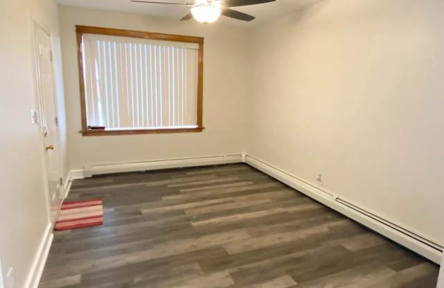 442 FOLCROFT Street Gallery 3