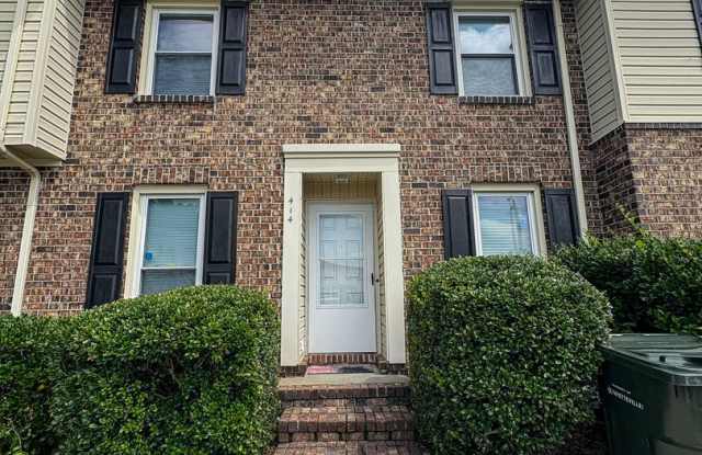 3 Bedroom 3 Bathroom- No Pets photos photos