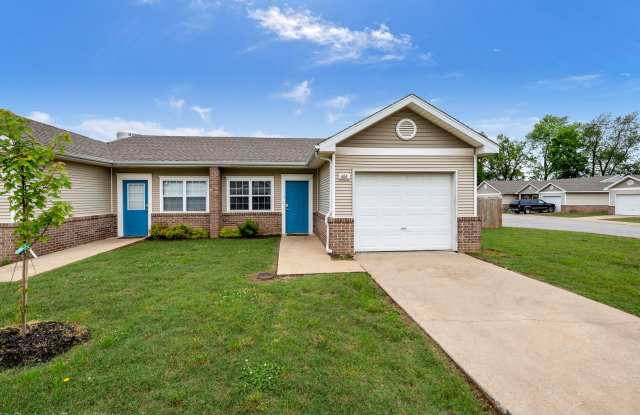 2 Bedroom Duplex with Fenced In Backyard- Rogers 72756 photos photos