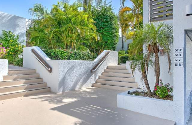 519 BAYPORT WAY - 519 Bayport Way, Longboat Key, FL 34228