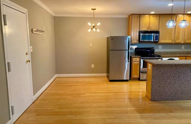 33 KENNEDY Street NW unit: 302 photos photos