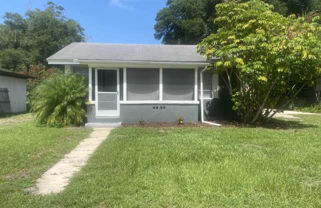 7 William Drive - 7 William Drive, Holly Hill, FL 32117