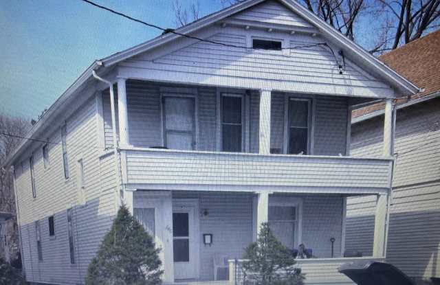 340 West 23rd Street - Upstairs photos photos