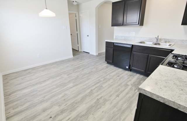 5819 New Endings Ct Gallery 4