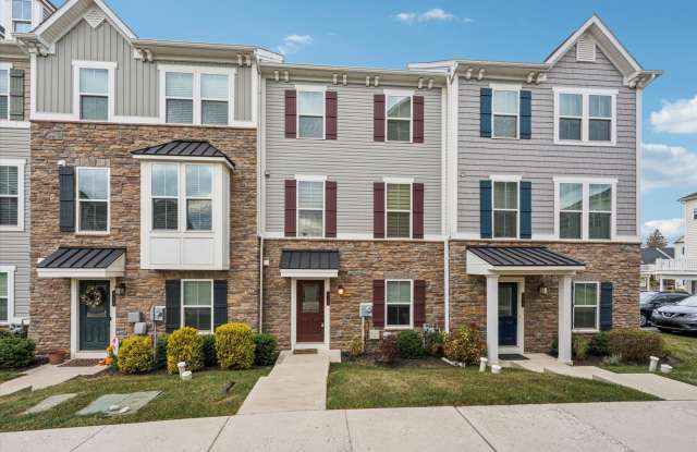 Luxury 3B/4B Townhome in Malvern! photos photos