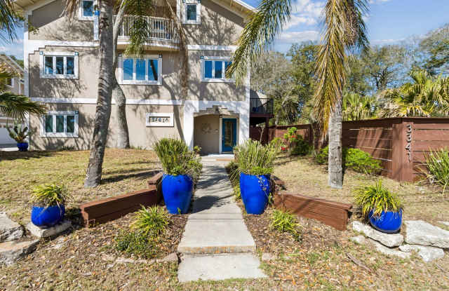 Steps to the Ocean! 3/3, 2198sq', Ocean View, Furnished photos photos