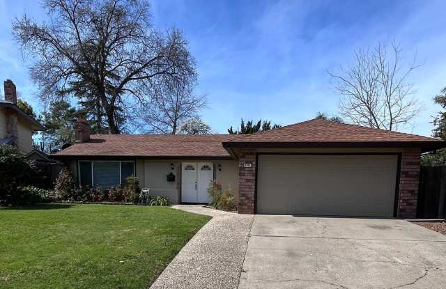 NICE HOME IN FAIR OAKS WITH POOL!! photos photos