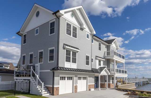 139 Gibbs Ave photos photos