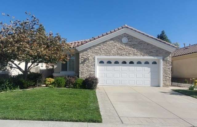 1760 Sarazen Street photos photos