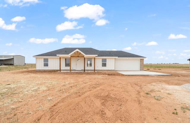 Country Living In Roosevelt ISD! HALF OFF 2ND MONTHS RENT!! - 109 North F M 789, Lubbock County, TX 79403