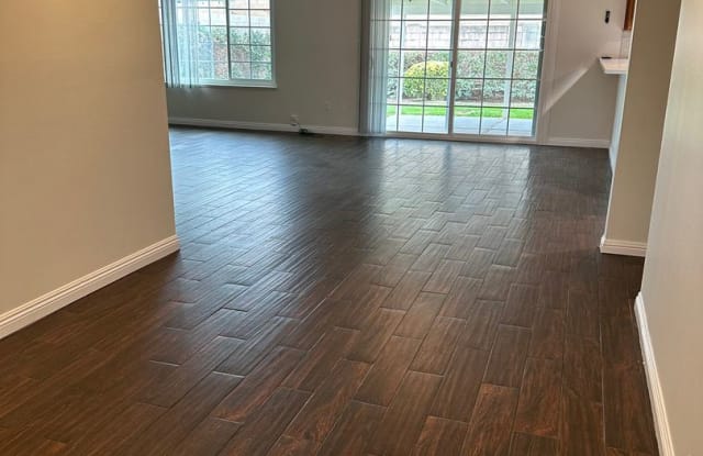 1542 East 19th Street - 1542 East 19th Street, Santa Ana, CA 92705
