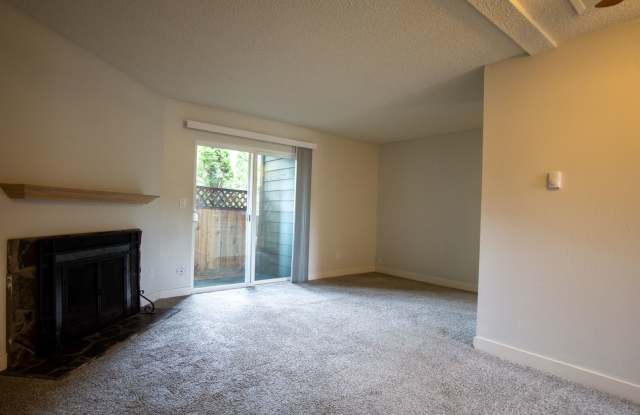 Beaverton 2Bdr: Wood-burning Fireplace, W/D, & Parking! Gallery 2