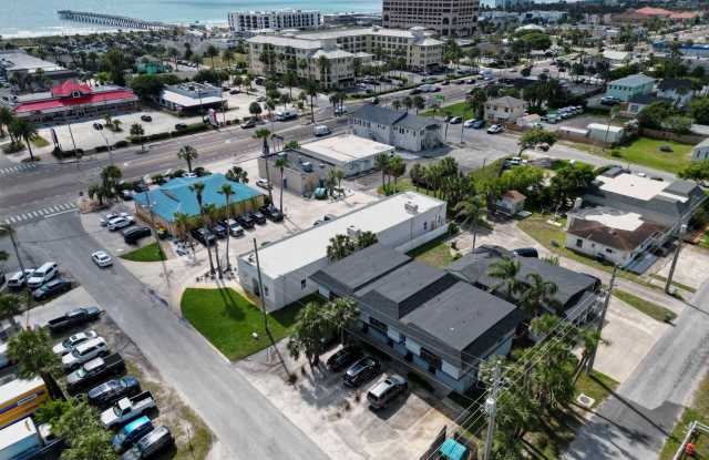 Charming 2 Bedroom close to the beach available early July! photos photos