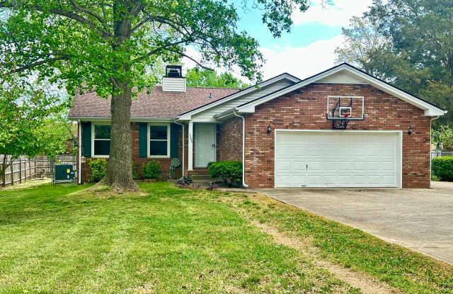 1205 Woodbridge - 1205 Woodbridge Drive, Clarksville, TN 37042