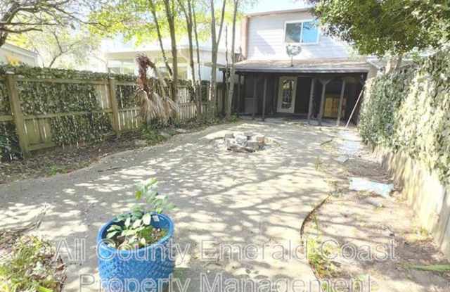 114 Opp Boulevard NE photos photos